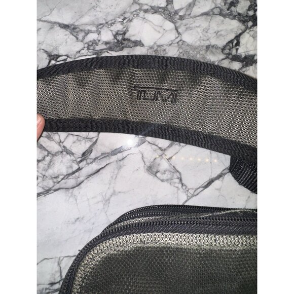 TUMI T2 Bag Crossbody Steel Green Charlton Organizer Tote 580G Functional Travel - Picture 3 of 7